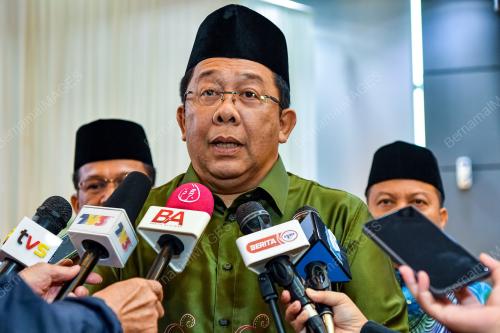 DATUK DR SIRAJUDDIN SUHAIMEE