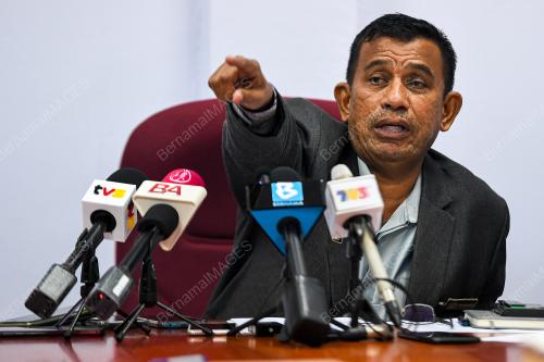 MUHAMMAD AZNAN ABDULLAH