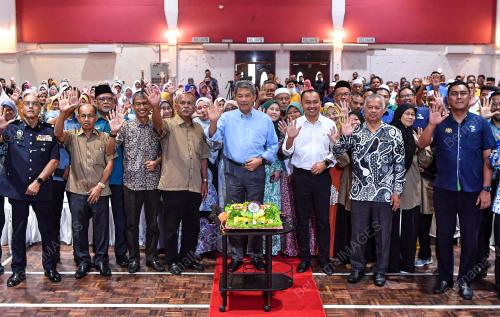 DATUK SERI MOHAMAD HASAN