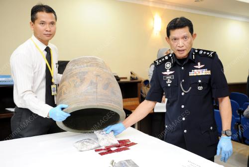 NS02_04092015_POLIS_DADAH
