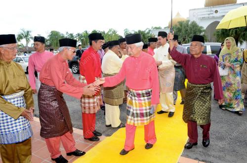 NS02_05102014_TUANKU_MUHRIZ