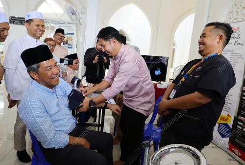 DATUK SERI MOHAMAD HASAN