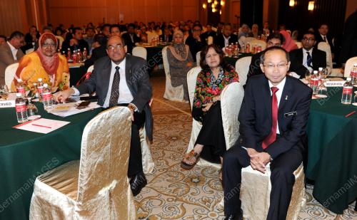 NS02_05122013_WAHID_PERSIDANGAN