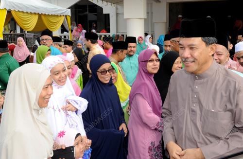 NS02_06072016_TUANKU_MUHRIZ