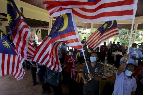 KEMBARA BACK TO NATURE DAN KEMPEN JALUR GEMILANG