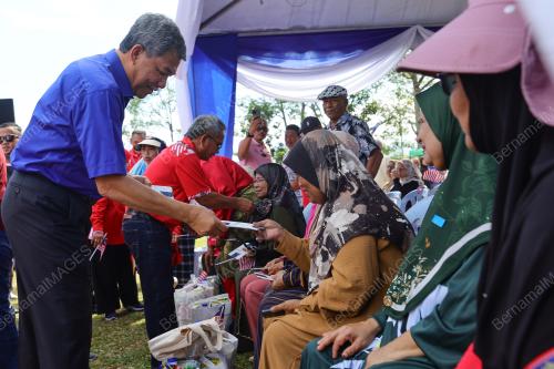 DATUK SERI MOHAMAD HASAN