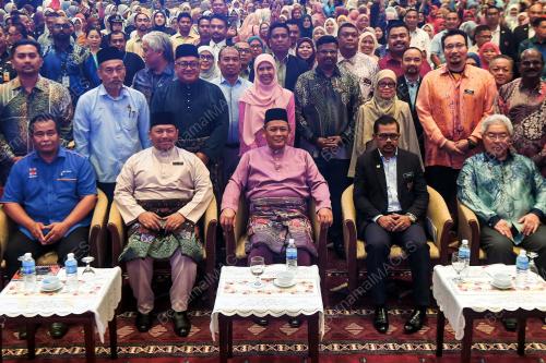DATUK SERI AMINUDDIN HARUN