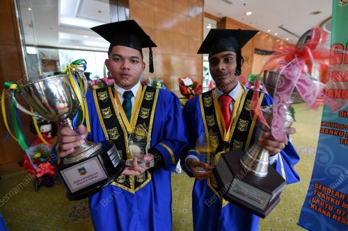 NS02_07042018_GRADUASI_SMSTM