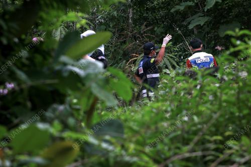 UNIT FORENSIK PDRM DI TAMAN BUKIT ZAMRUD