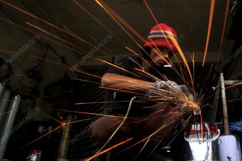 PENINGKATAN HARGA BIJIH BESI