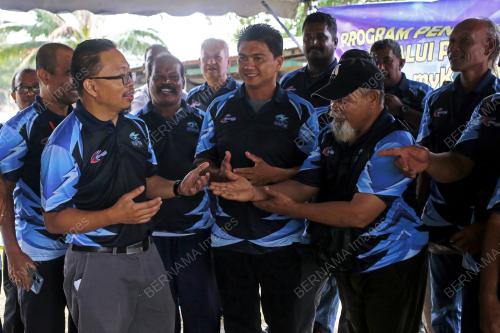 PROGRAM PENGUKUHAN KETUA JARINGAN PERIKANAN
