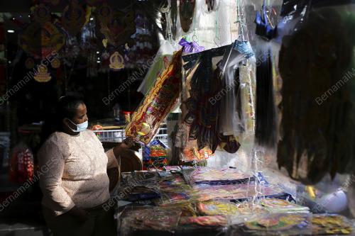 TINJAUAN PERSIAPAN MASYARAKAT INDIA SAMBUT DEEPAVALI