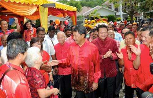 NS02_09022016_MOHAMAD_CNY