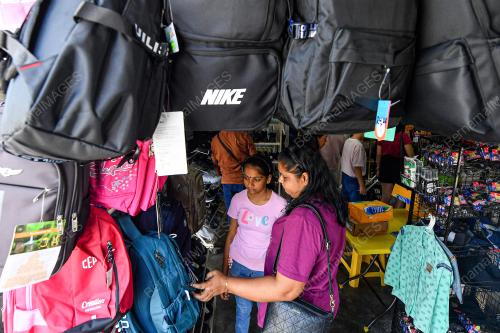 PERSIAPAN KELENGKAPAN SEKOLAH 2025