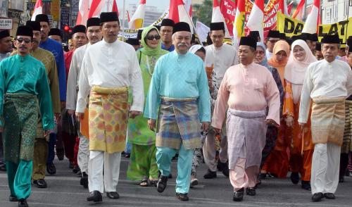 TUANKU MUHRIZ IBNI ALMARHUM TUANKU MUNAWIR