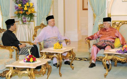 NS02_10022012_TUANKU_PM
