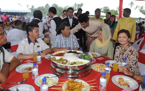 NS02_10082014_KHAIRY_RAYA