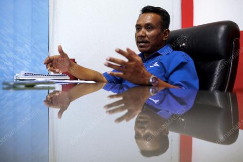 DATUK MOHD ISAM MOHD ISA