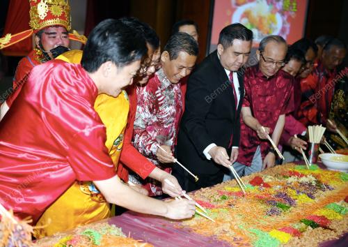NS02_11022019_CNY_BN201901319622