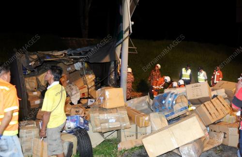 NS02_11062013_KEMALANGAN_MAUT