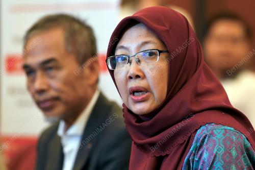 DR ZALIHA MUSTAFA