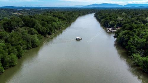 JAMBATAN SUNGAI SEPANG