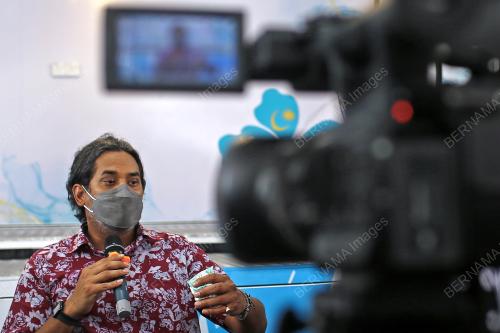 KHAIRY JAMALUDDIN