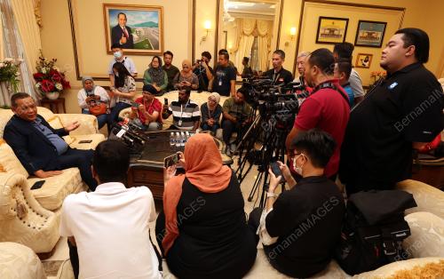 DATUK SERI AMINUDDIN HARUN