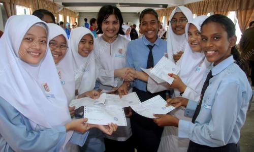 MURID CEMERLANG UPSR