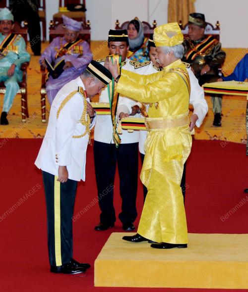 NS02_14012013_TUANKU_MUHRIZ