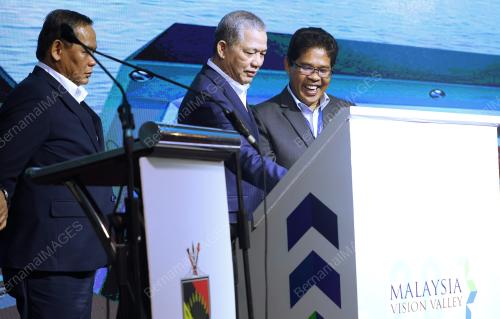 DATUK SERI FADILLAH YUSOF