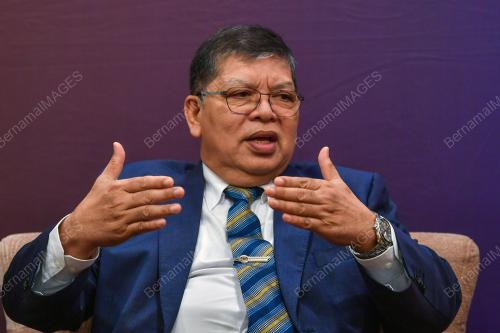 TAN SRI DR JOHARI ABDUL