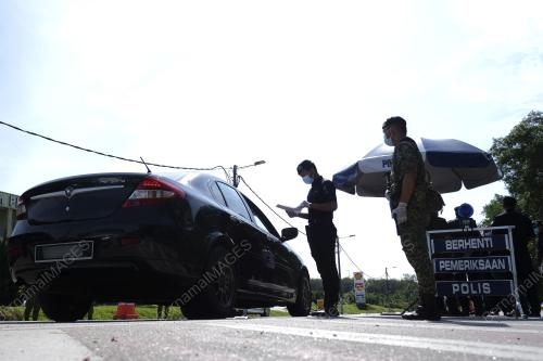 SEKATAN JALAN RAYA SEMPADAN LUKUT-SEPANG