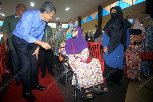 DATUK SERI MOHAMAD HASAN