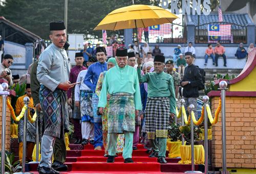 TUANKU MUHRIZ TUANKU MUNAWIR