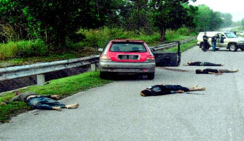 POLIS TEMBAK MATI EMPAT PENJENAYAH