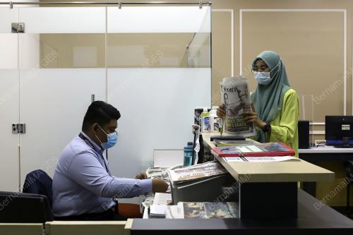 PEJABAT KERAJAAN BEROPERASI SEPERTI BIASA