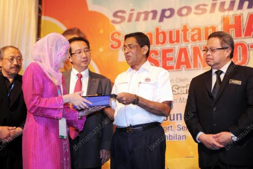 NS02_17062015_SUBRAMANIAM_DENGGI