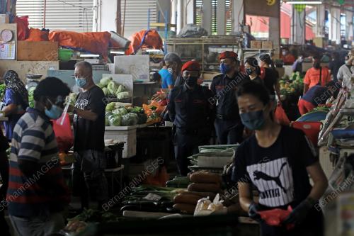 PEMANTAUAN SOP DI TEMPAT AWAM