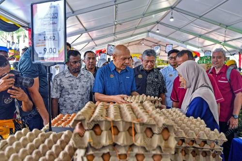 DATUK ARMIZAN MOHD ALI