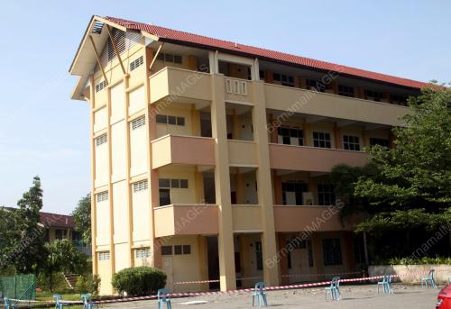 NS02_17102014_SEKOLAH_RIBUT