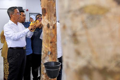 DATUK SERI JALALUDDIN ALIAS