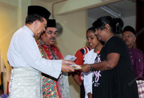 NS02_18012013_RAIS_BANTUAN
