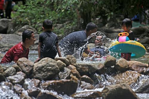 RIADAH CUTI HUJUNG MINGGU