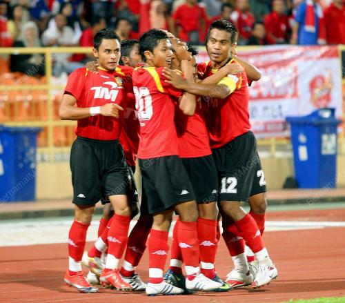 PIALA FA
