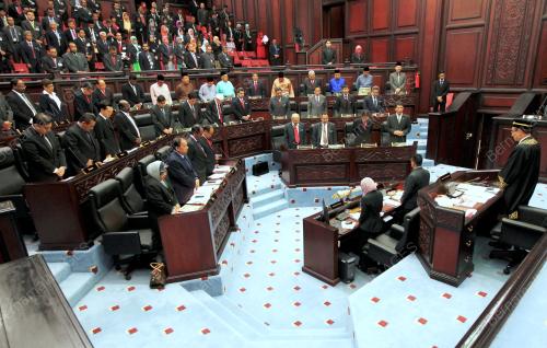 NS02_18082014_SIDANG_DUN