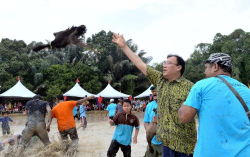 NS02_18082018_JOM_NGOCA