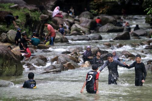 PUSAT REKREASI HUTAN LIPUR ULU BENDUL