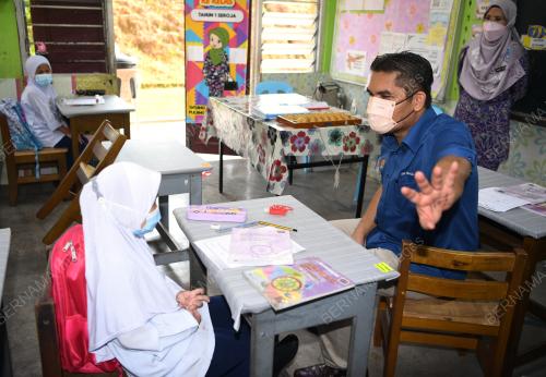 DATUK DR MOHD RADZI MD JIDIN