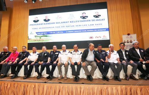 NS02_19022017_PROGRAM_DISKUSI